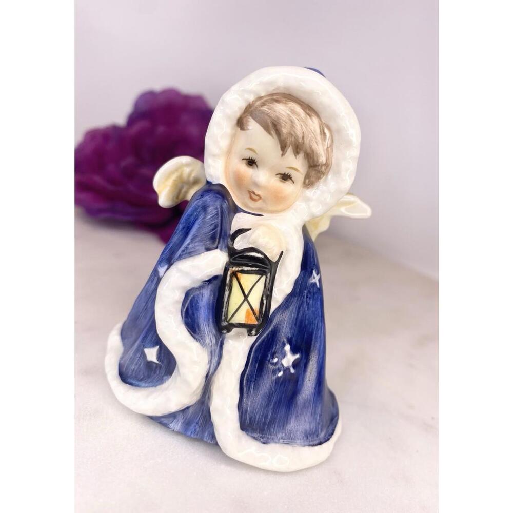 Goebel 1958 W. Germany Angel with Lantern Rob 412 Hummel 3.5" Snow Christmas
